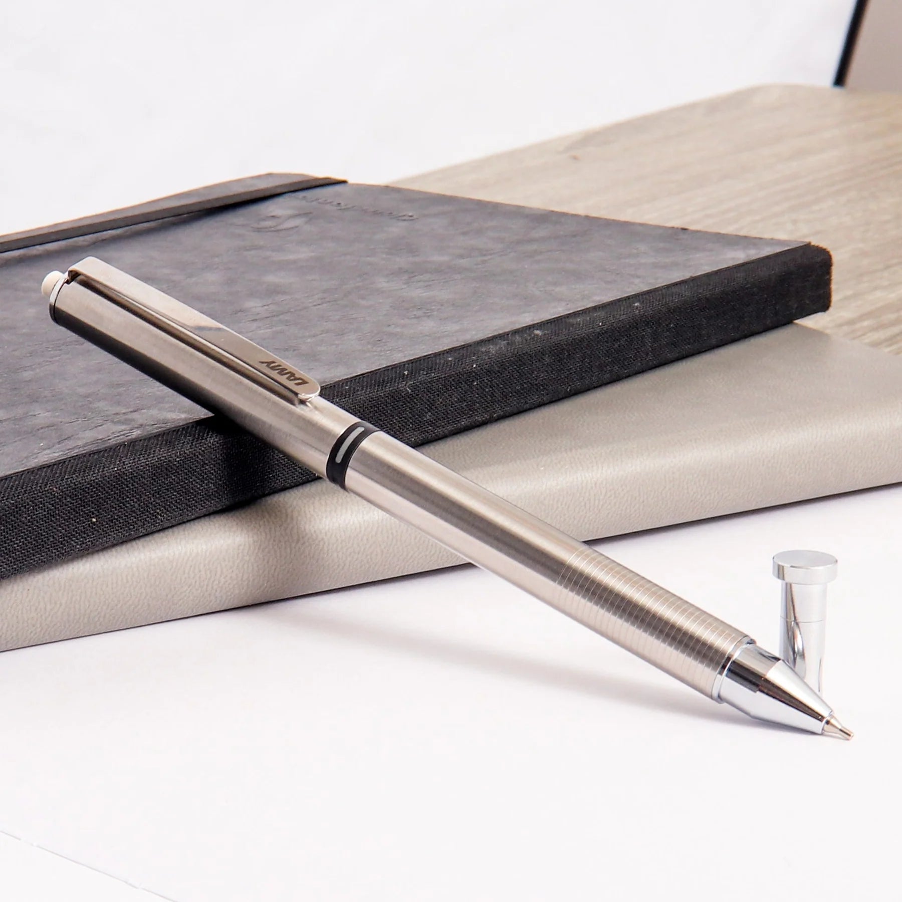 Finding the Perfect Pen for Journaling: A Writer's Companion