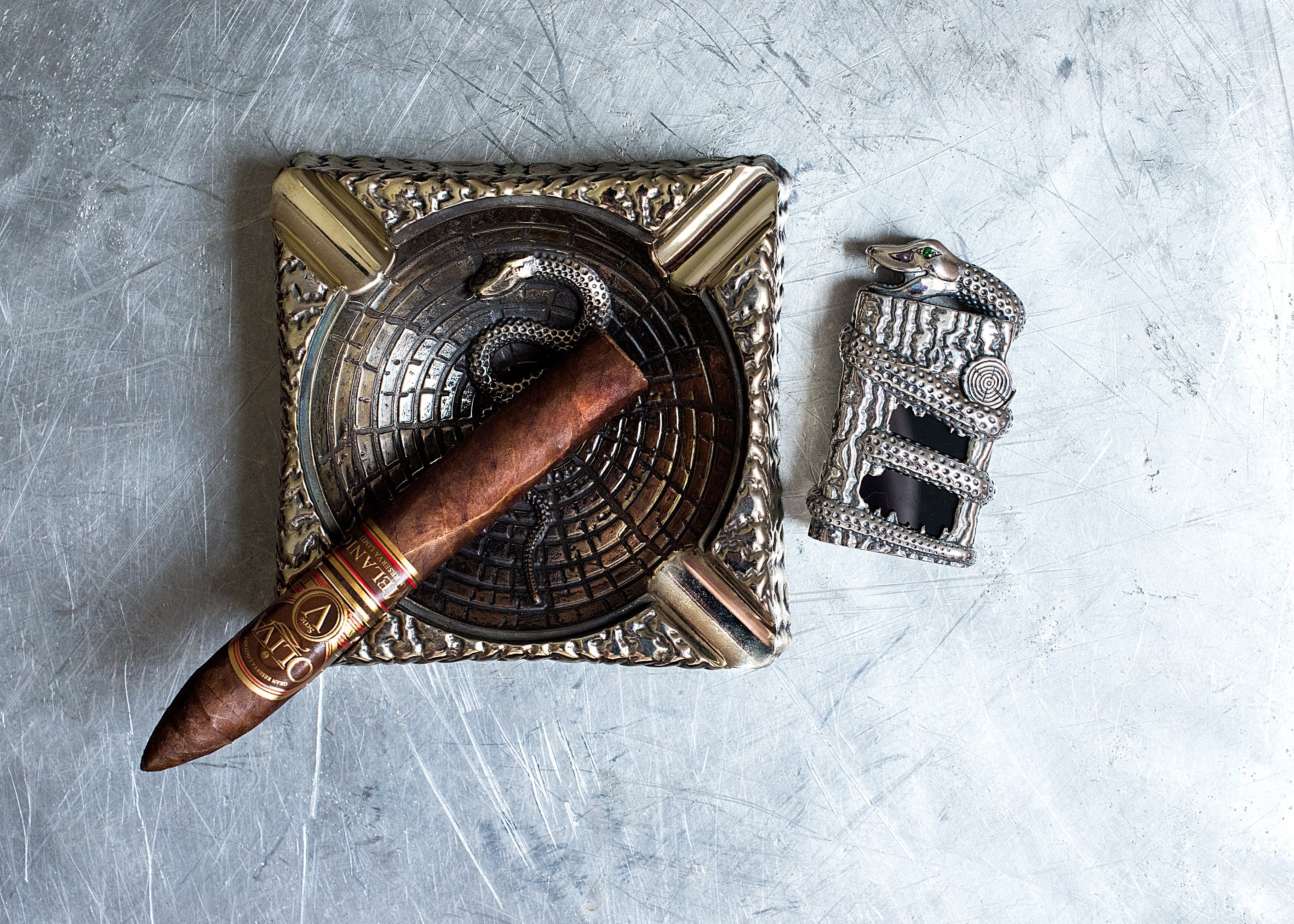 ST dupontライター刻印希少品 デュポンライター 本物と偽物の見分け方 | デュポンのライター通販専門