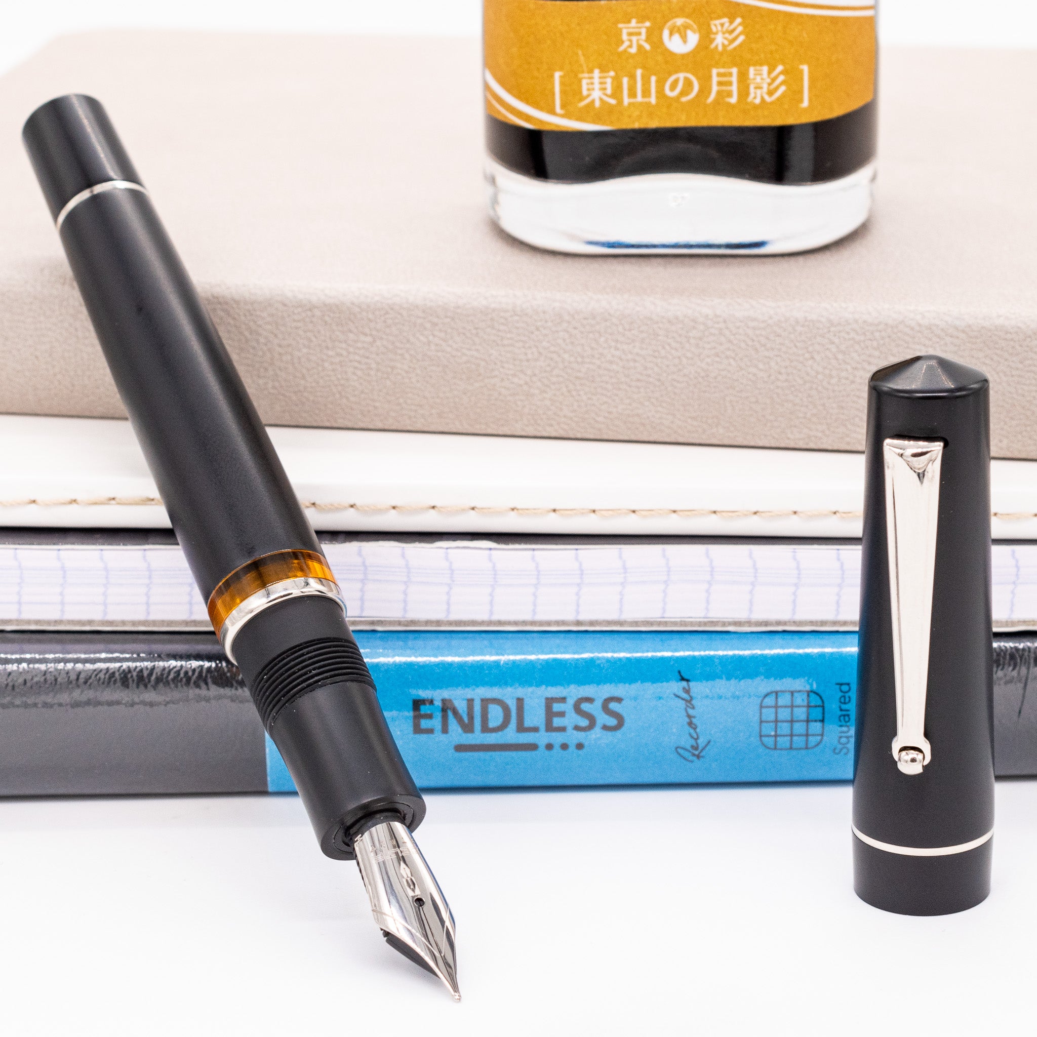 Delta-Duna-Fountain-Pen-Matte-