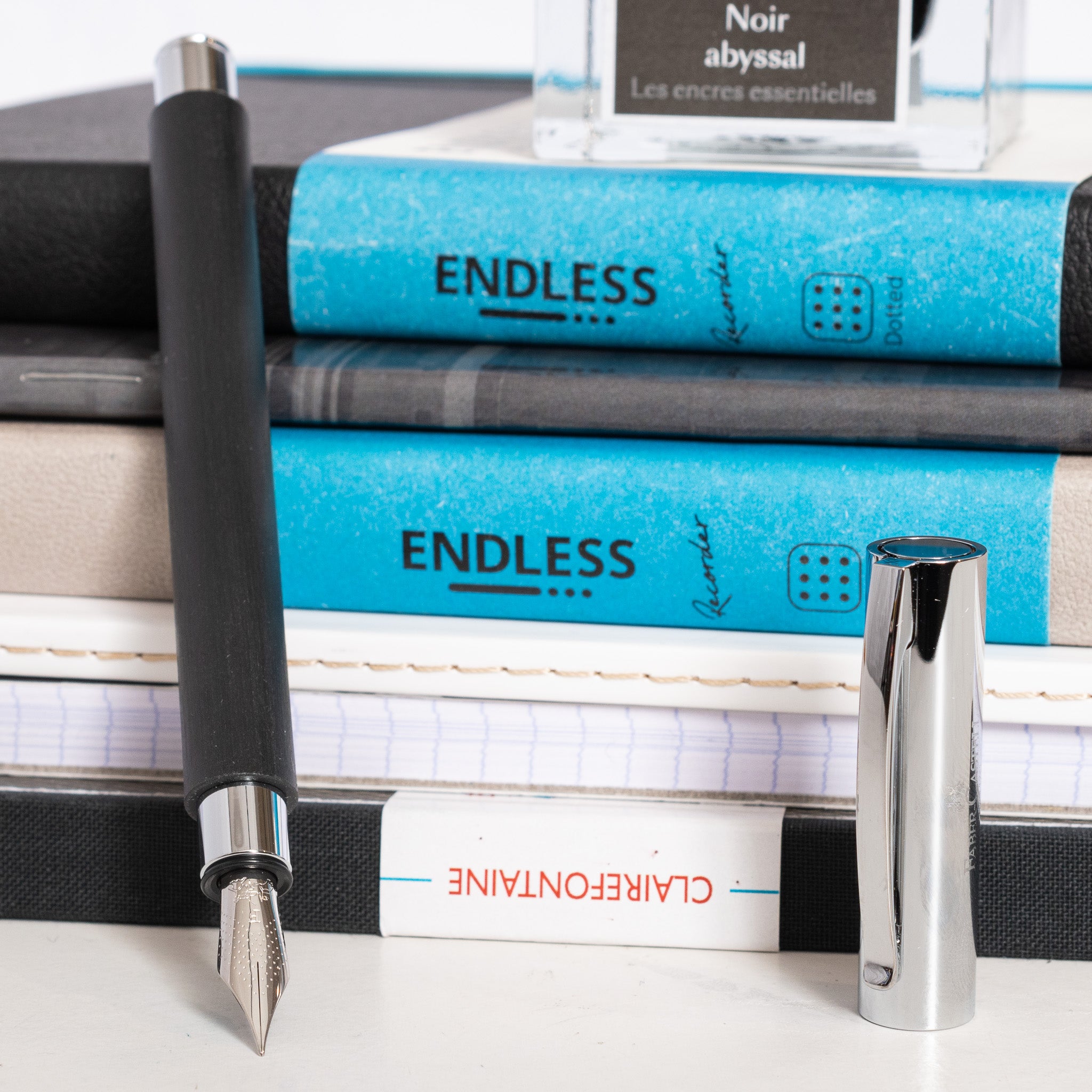 Faber-Castell Vulpen Neo Slim Metaal EF Zwart – Elegante Vulpen Met Extra Fijne Punt