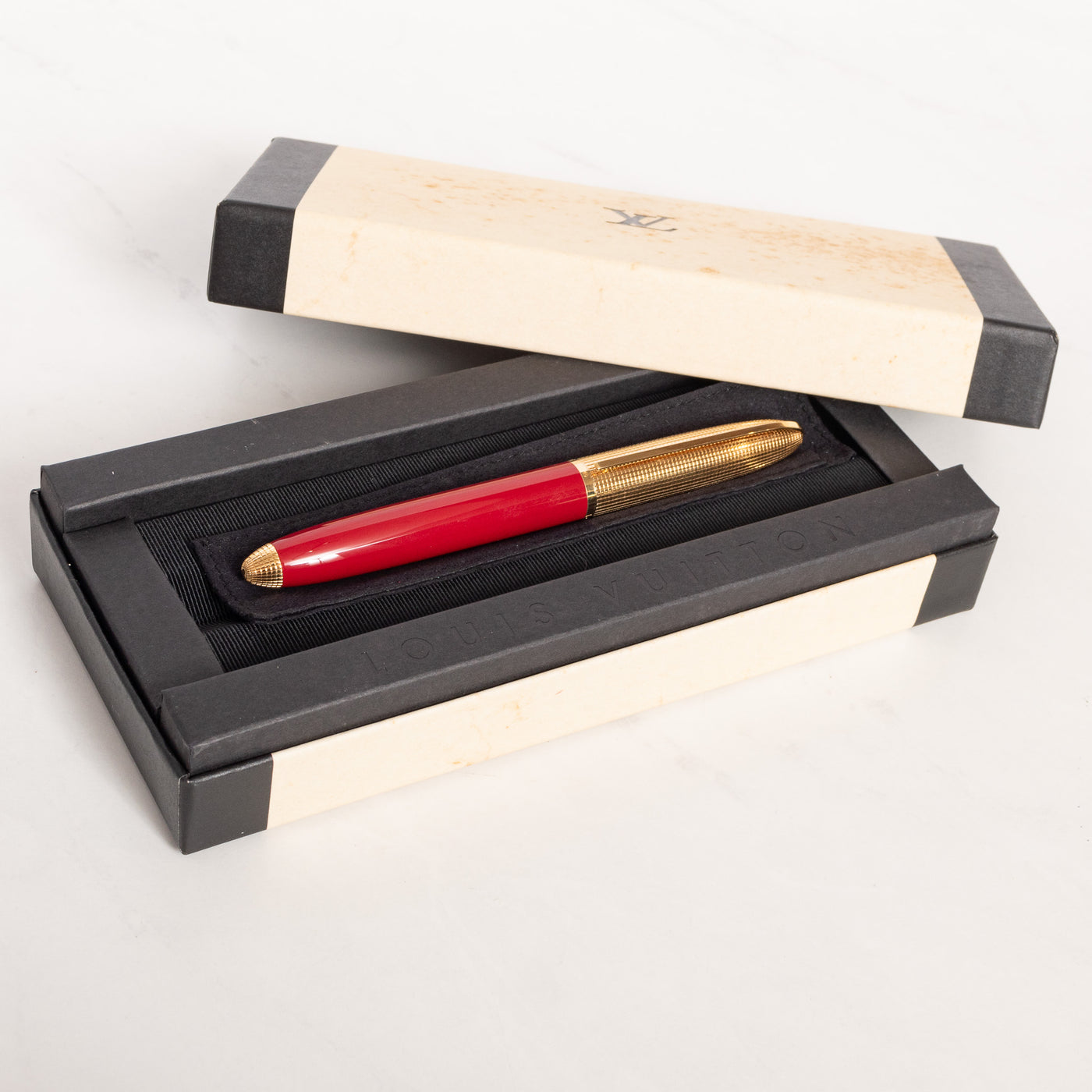 Louis Vuitton Doc Red Lacquer & Gold Rollerball Pen packaging