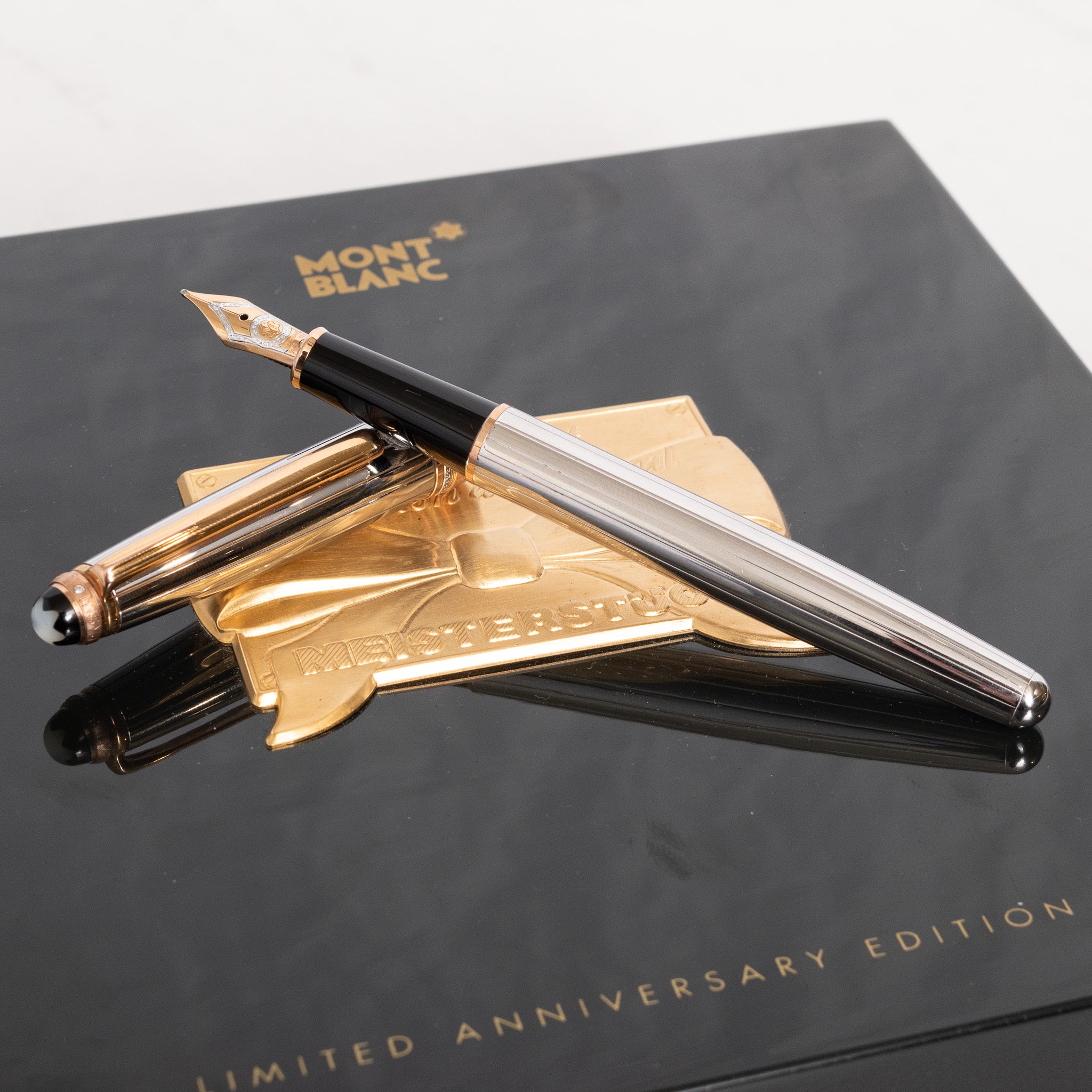 Louis Vuitton Doc Black And Gold Fountain Pen | Medium Nib