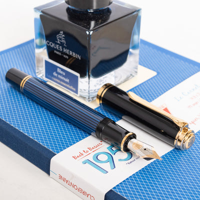 Pelikan Souveran M800 Black & Blue Fountain Pen stripe