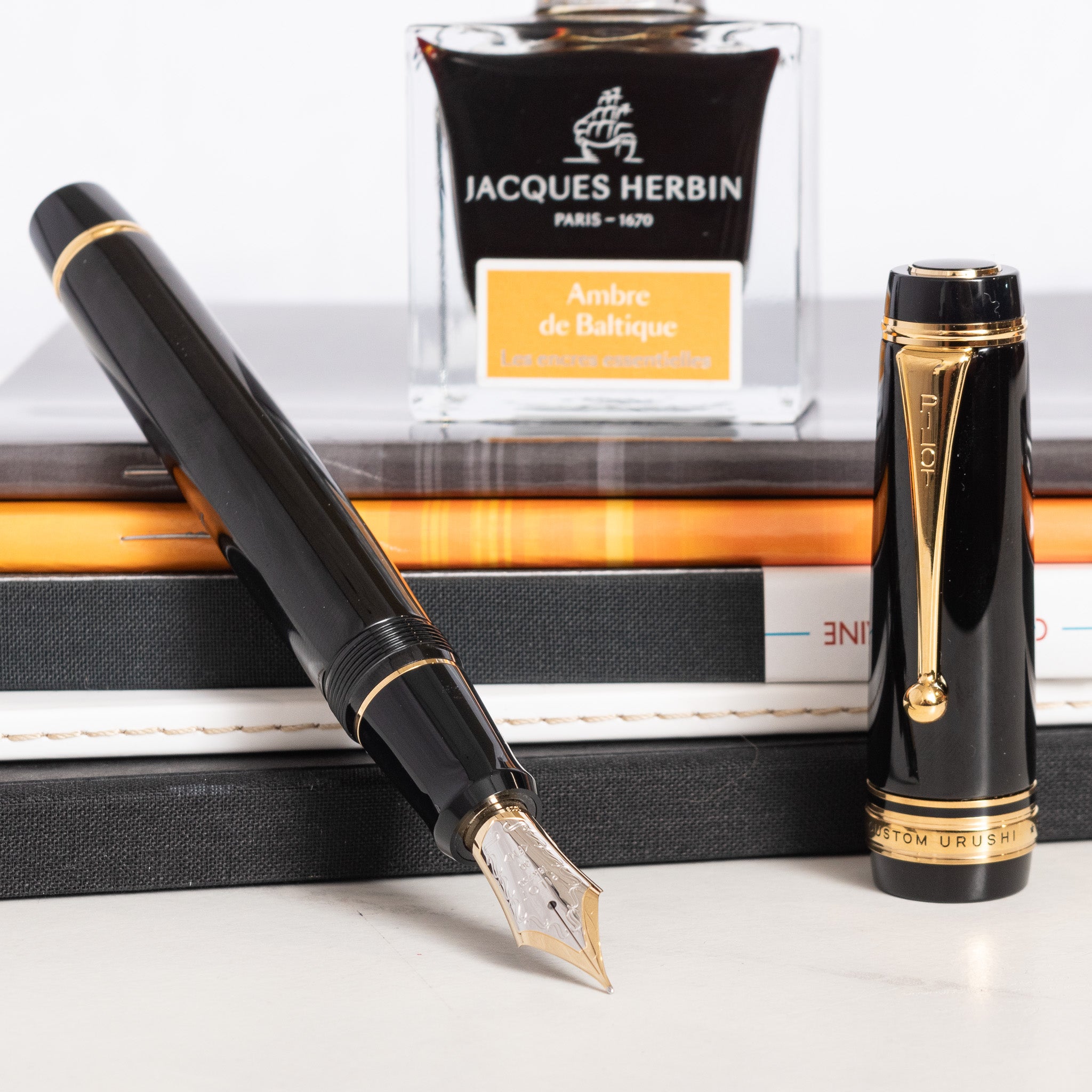 Pilot Custom Urushi Fountain Pen - Black – Truphae