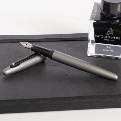 Sheaffer VFM Fountain Pen - Matte Grey with Black Trim new