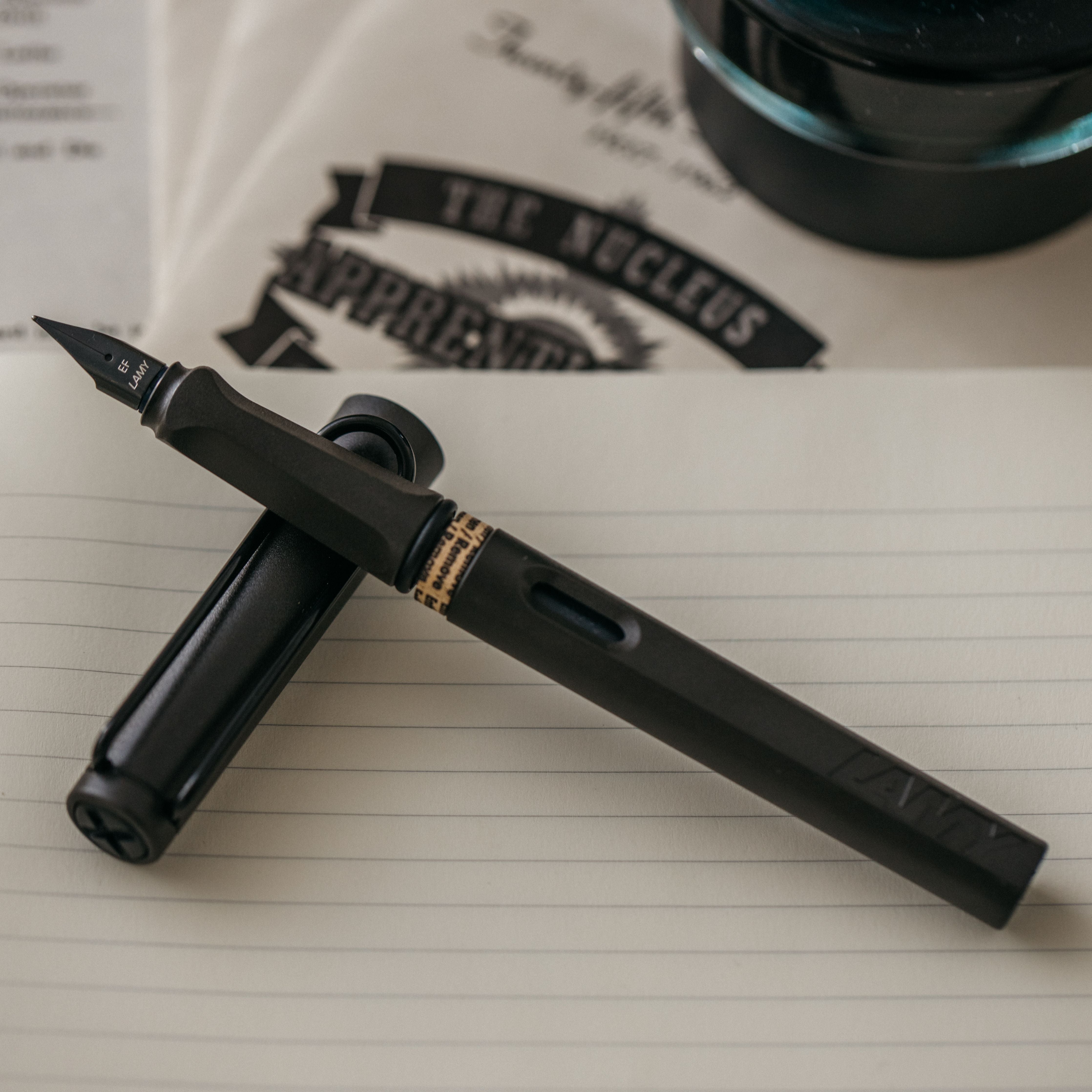 Lamy Safari Charcoal Matte Black Fountain Pen1