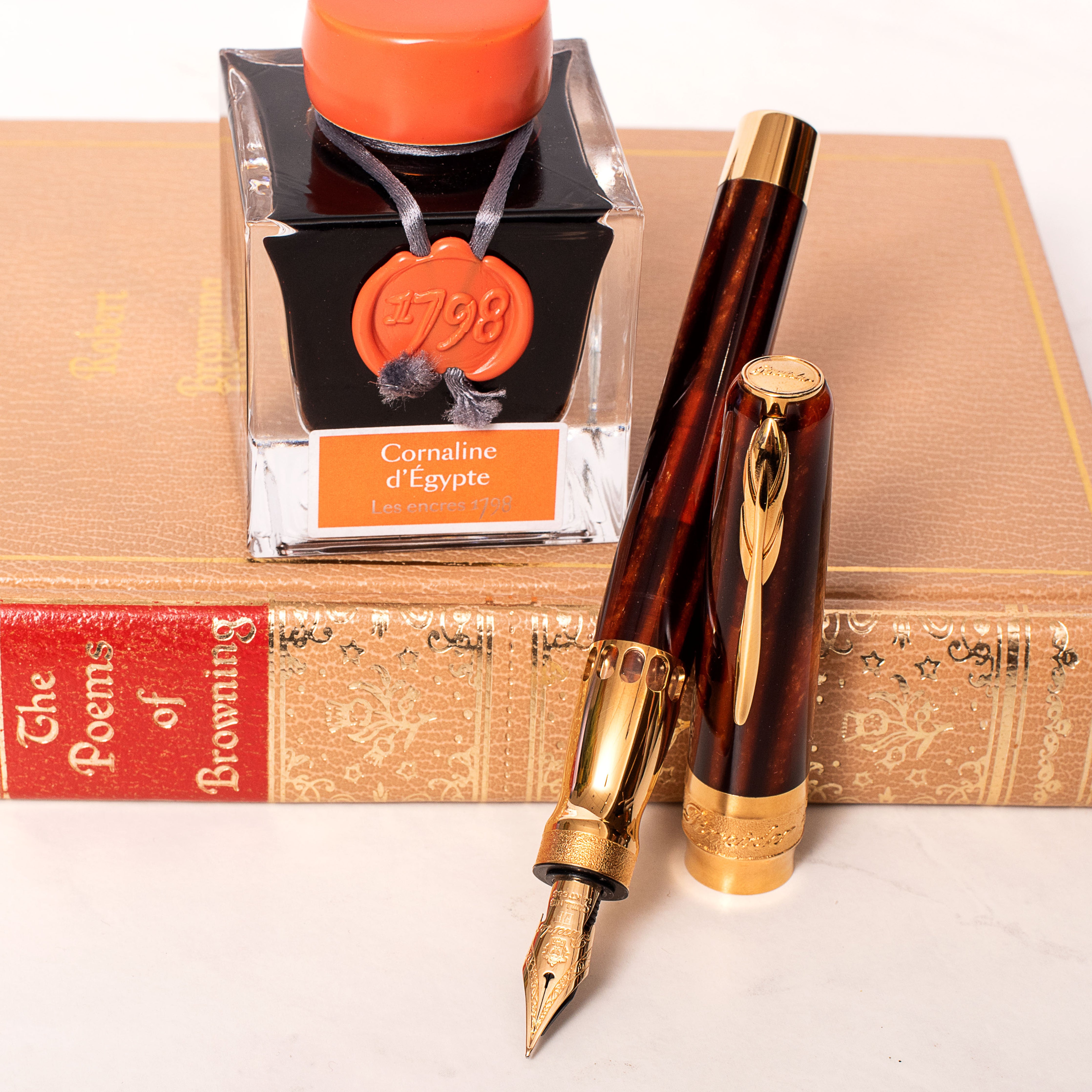 Pineider Arco Yellow Gold Fountain Pen Truphae