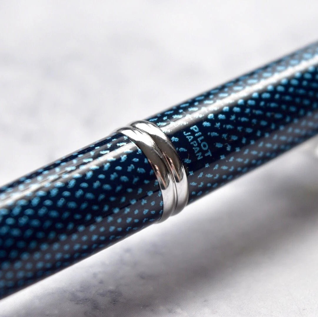 Pilot Vanishing Point Black Carbonesque Fountain Pen