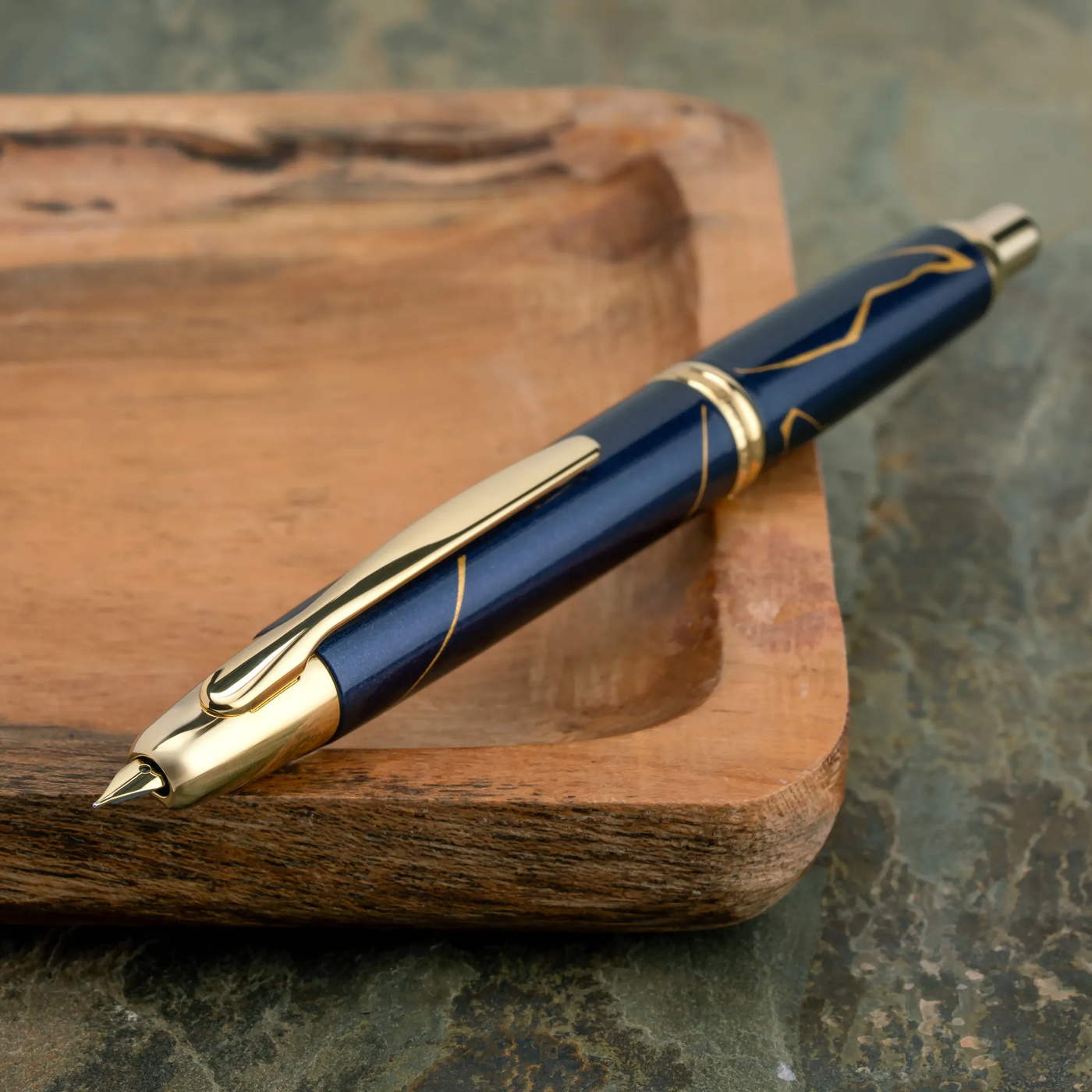 Pilot Vanishing Point Limited Edition 2026 Golden Journey Pen