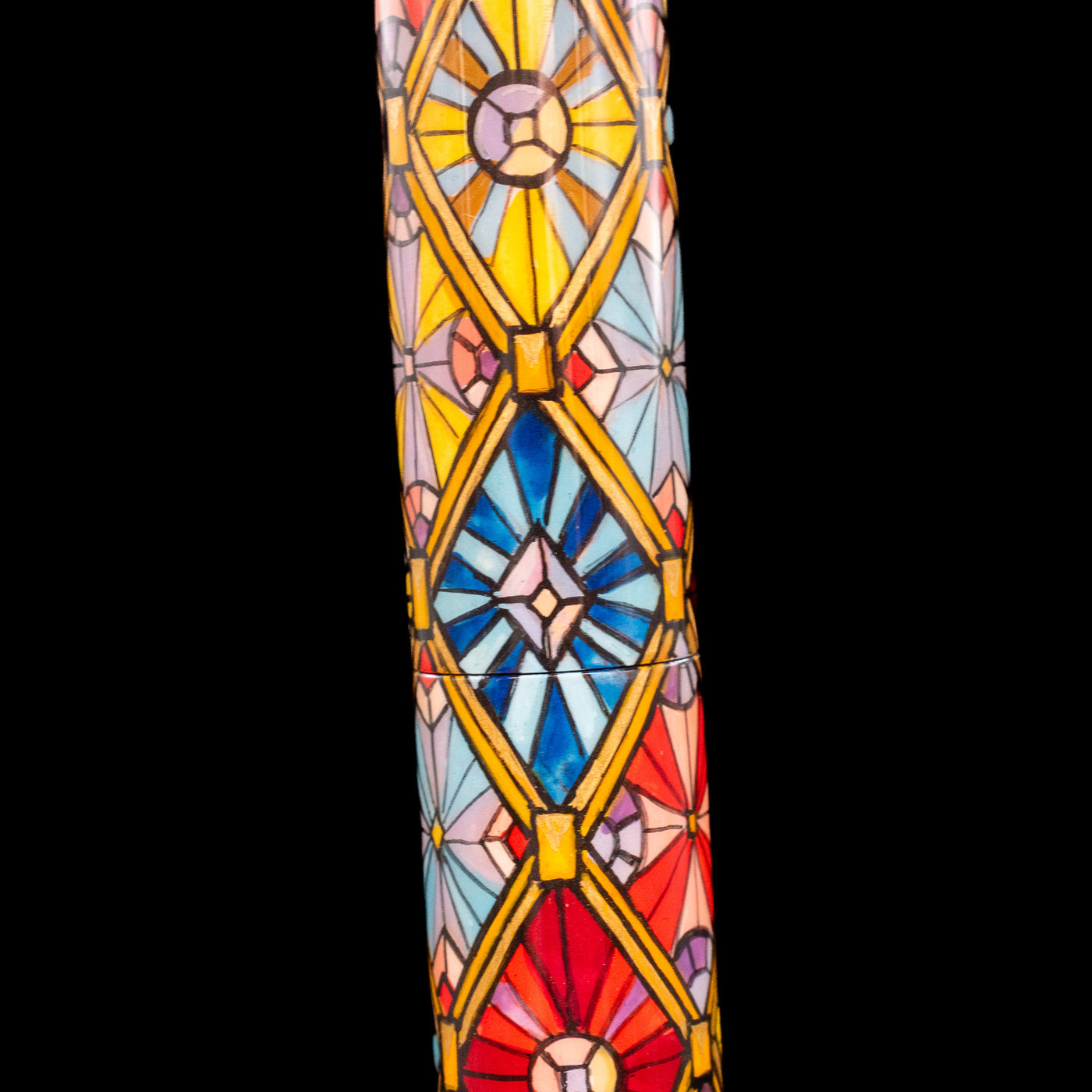 A close-up shot of the pattern on the AP Limited Editions Imperial Lacquer Art Fountain Pen - Tiffany.