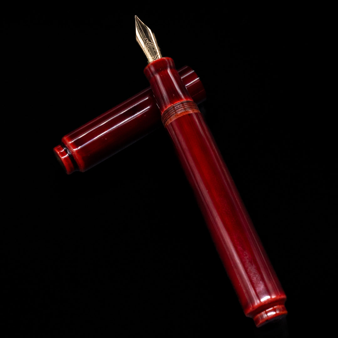 AP Limited Editions Urushi Lacquer Art Fountain Pen - Aka Tamenuri