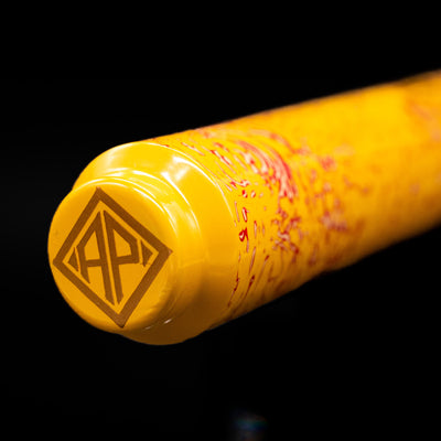Zoomed-in view of the top of the cap with the finial on the AP Limited Editions Urushi Lacquer Art Fountain Pen - Sunshine.