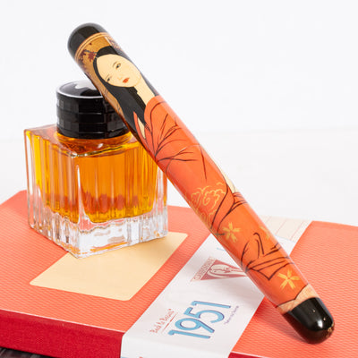 Artus Japanese Beauty Fountain Pen Capped