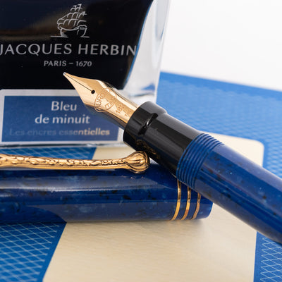 Aurora Internazionale Blue Limited Edition Fountain Pen 18k gold nib
