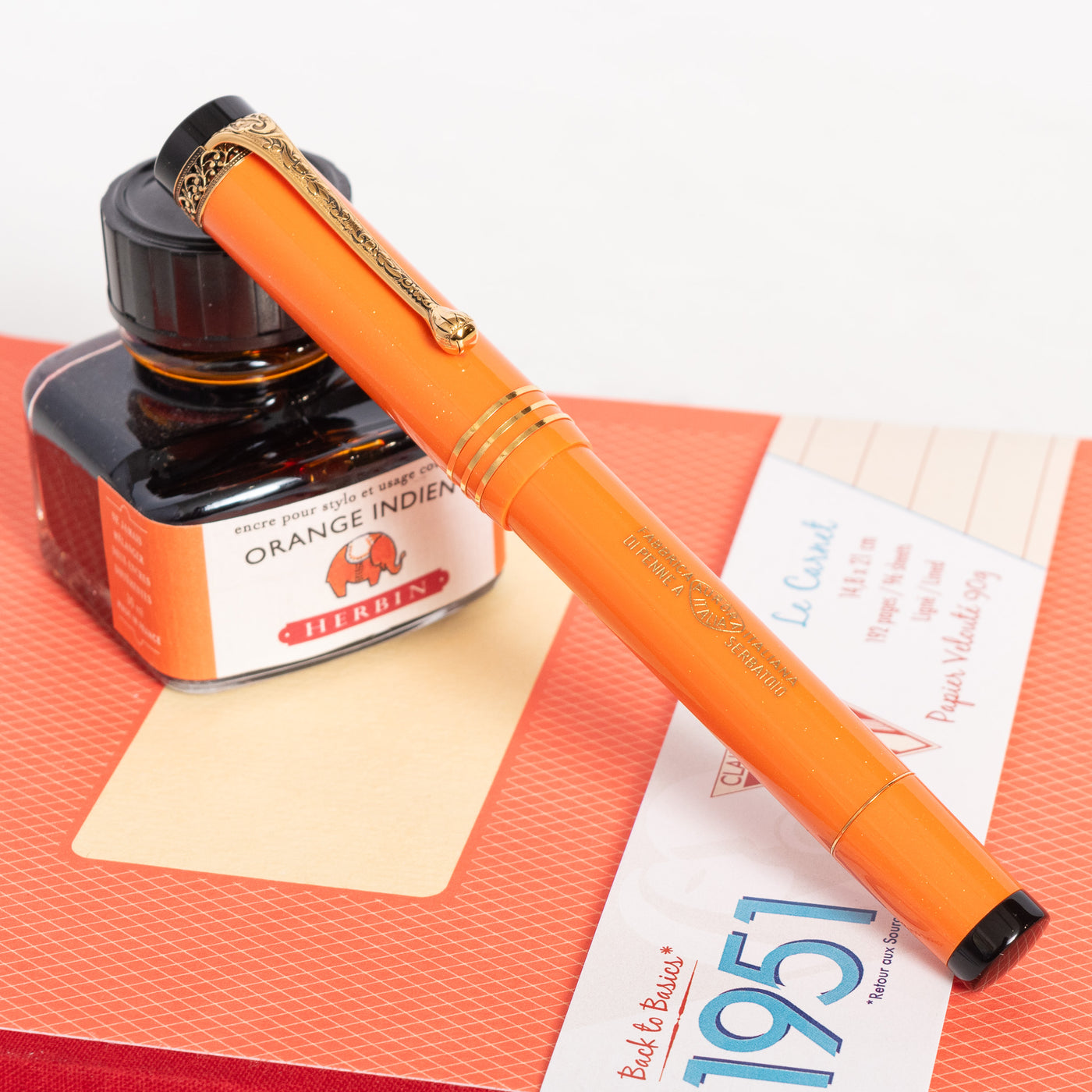 Aurora Internazionale Orange Limited Edition Fountain Pen capped