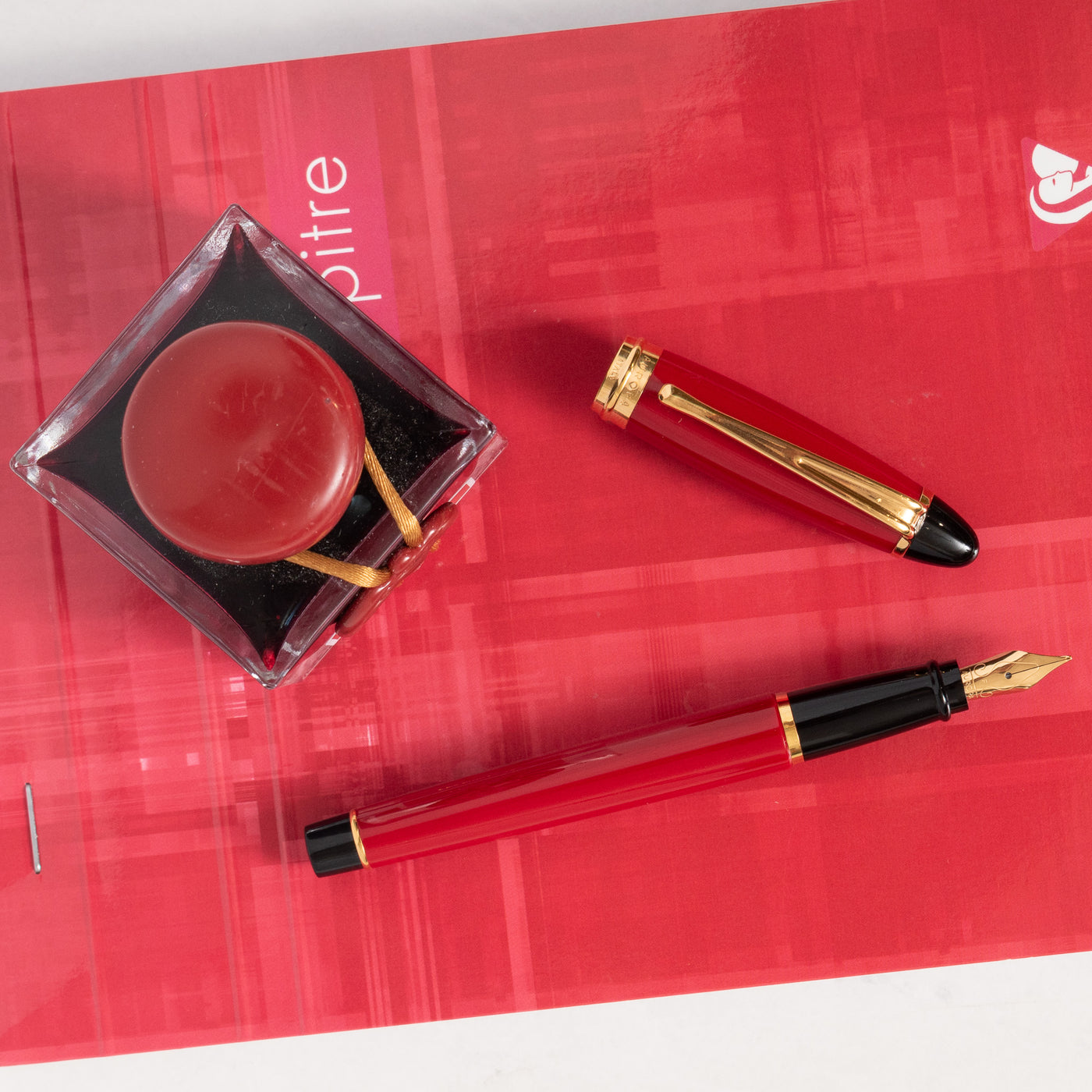 Aurora Ipsilon Red & Gold Fountain Pen Italian