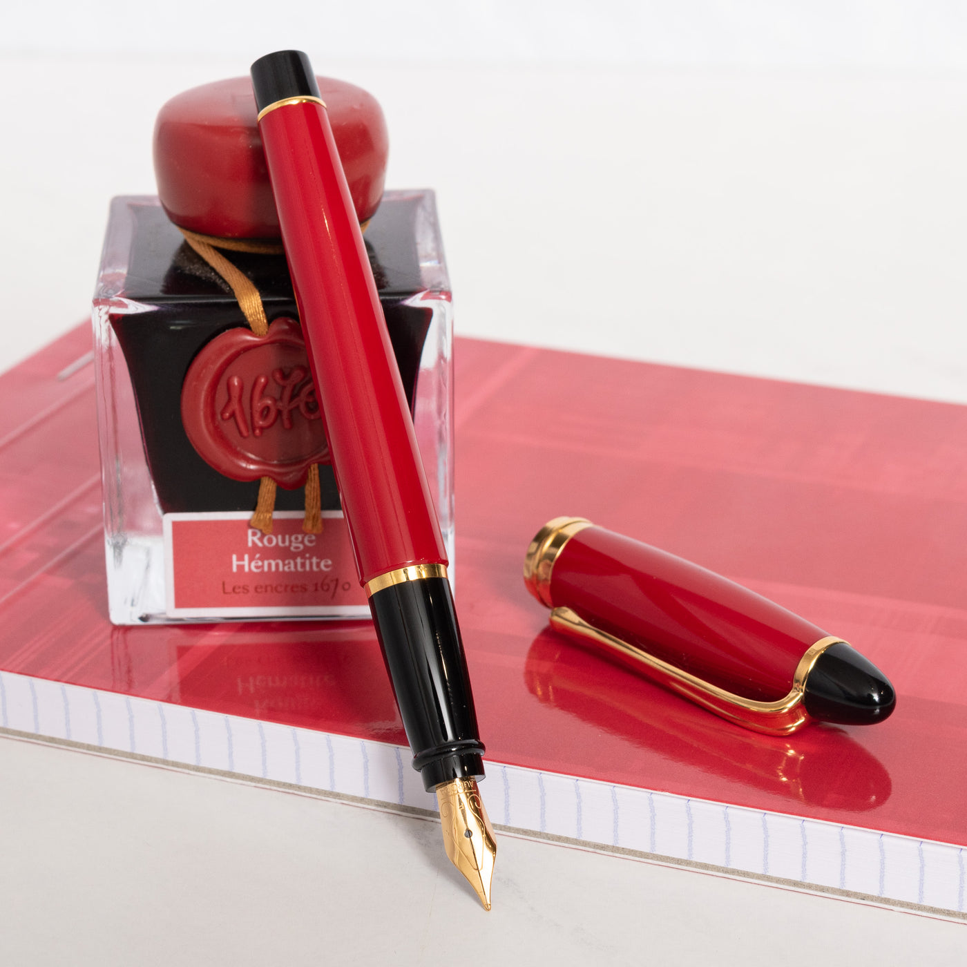 Aurora Ipsilon Red & Gold Fountain Pen