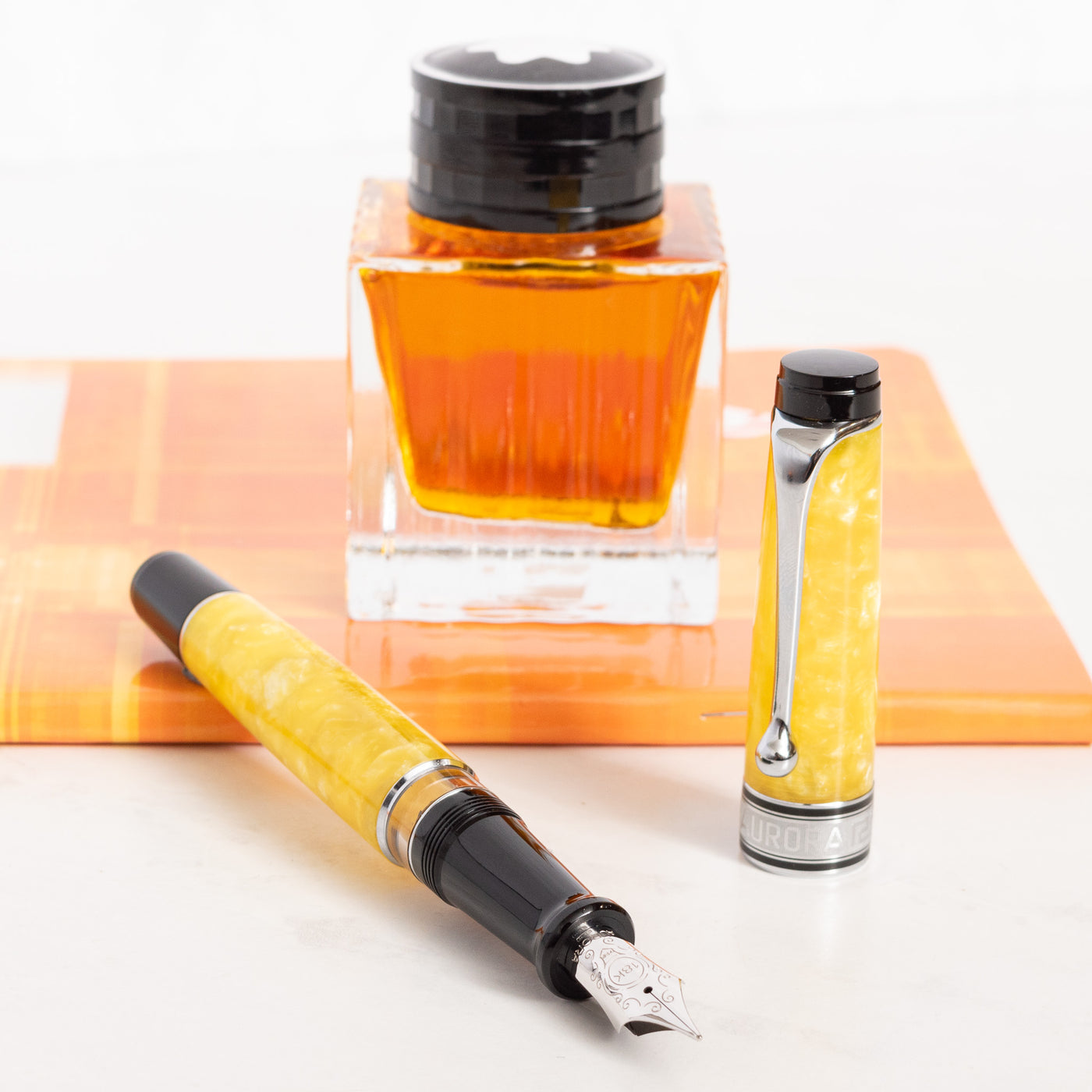 Aurora Optima 365 Gialla Fountain Pen yellow