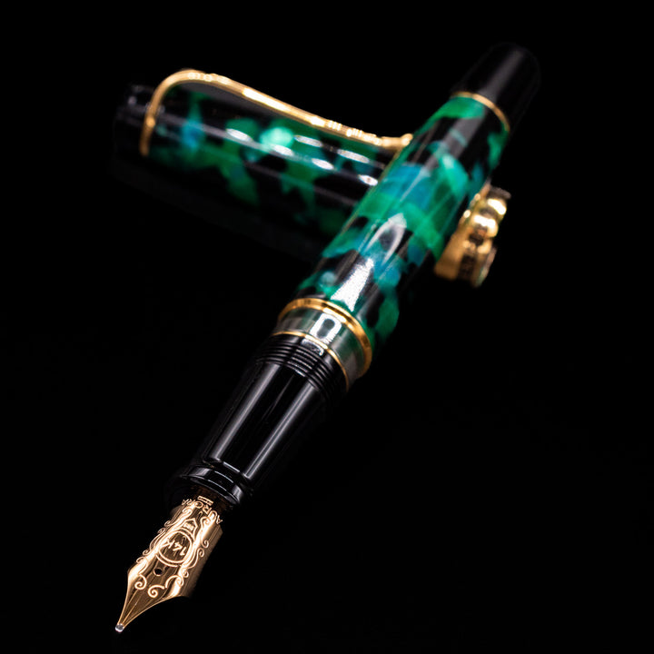 Aurora Optima Auroloide Emerald Green Fountain Pen | 14k – Truphae