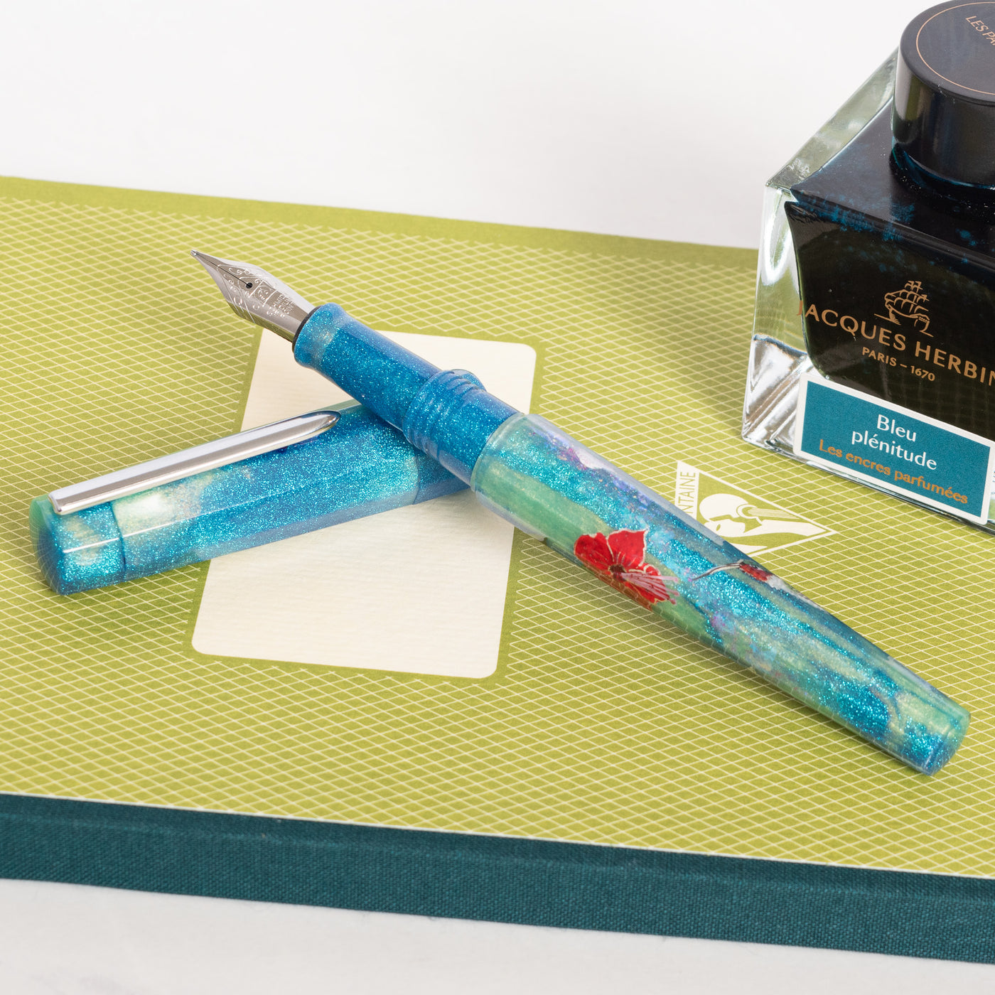 BENU Euphoria Harmony of the Hummingbird Fountain Pen