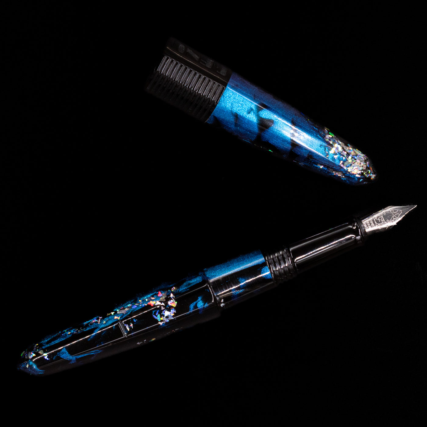 An overhead view of the BENU Happy Chameleon Fountain Pen uncapped.