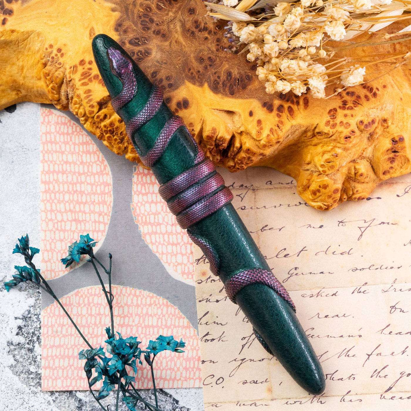 BENU Mangrove Viper Fountain Pen capped