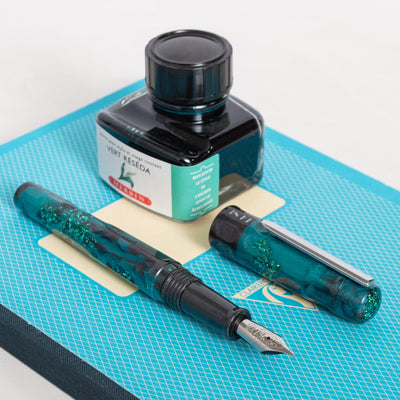 BENU Talisman Cat's Eye Fountain Pen blue