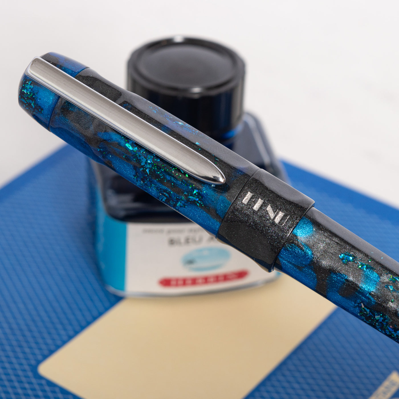 BENU Talisman Hawk's Eye Fountain Pen clip