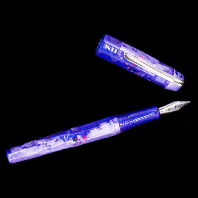 An overhead shot of the BENU Talisman Limited Edition Fountain Pen - Lavender uncapped.