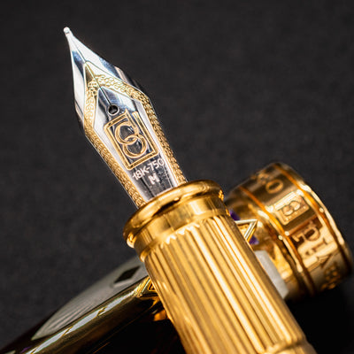David Oscarson Harlequin Fountain Pen - White 18k gold nib