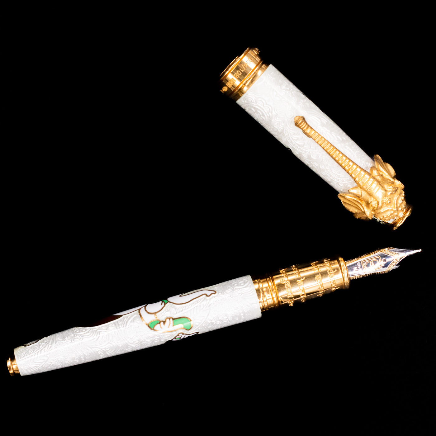 An overhead view of the David Oscarson Lord Ganesha Fountain Pen - White uncapped.