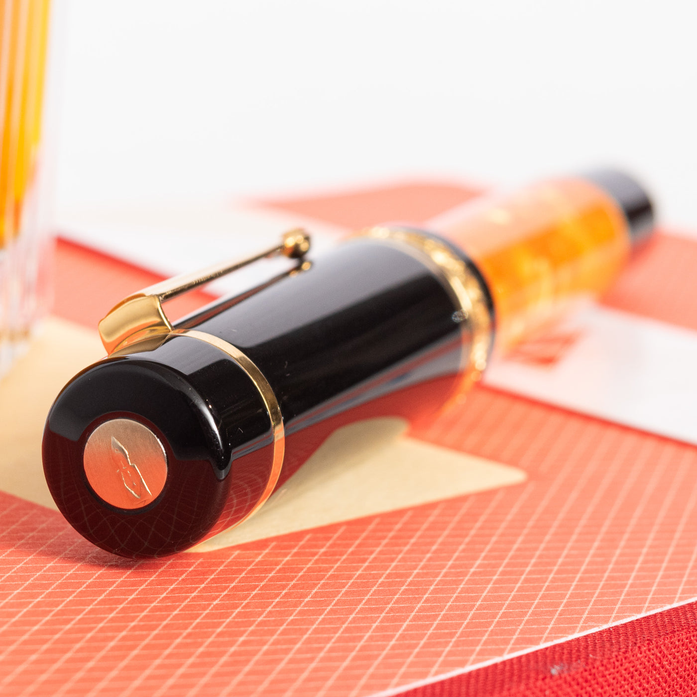 Delta DV Original Oversize Fountain Pen cap top