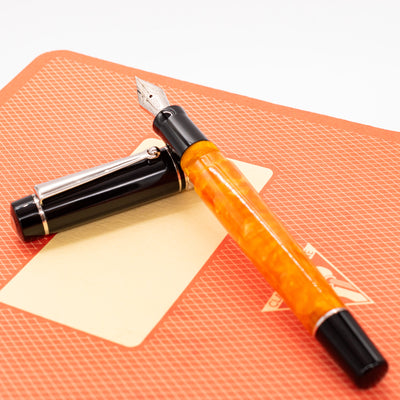 Delta DV Original Slim Fountain Pen - 14k Nib orange
