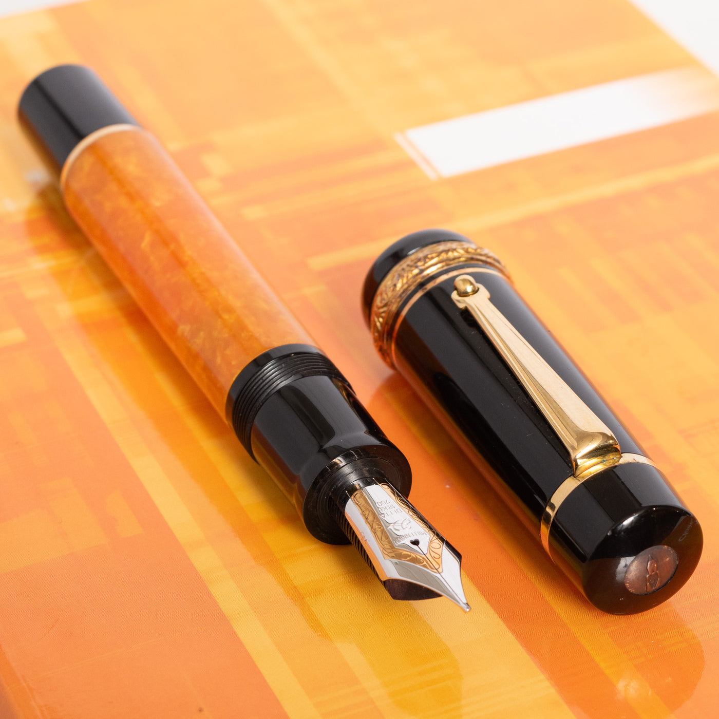 Delta Dolcevita Oversize Black & Orange Fountain Pen Vintage