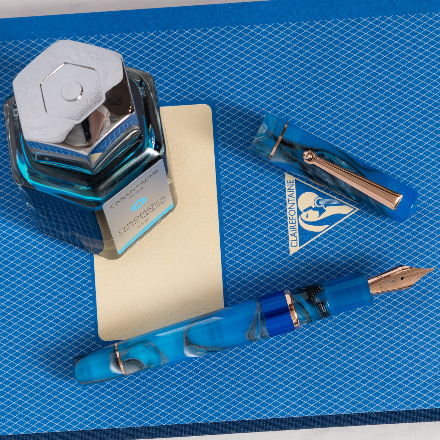 Delta Duna Blue Oasis Fountain Pen blue shades