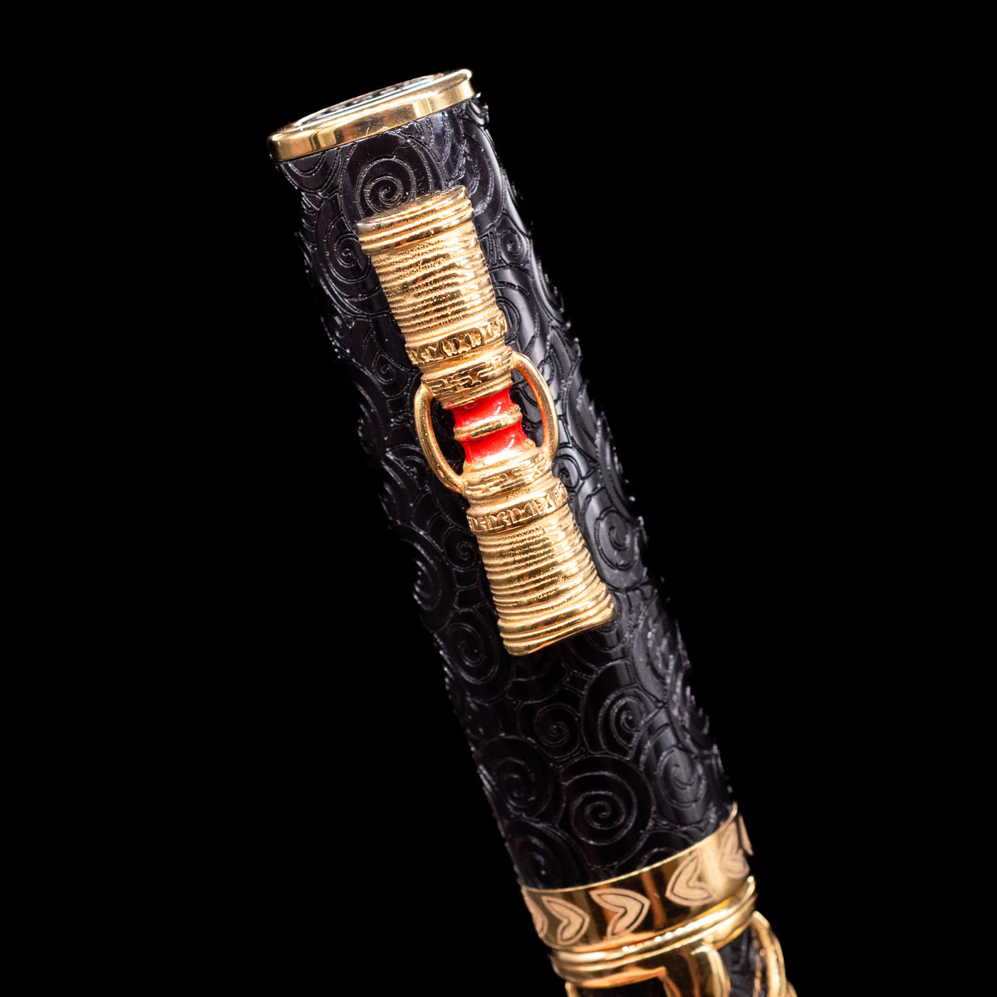 Delta Indigenous People Simbu Gold Vermeil Fountain Pen – Truphae