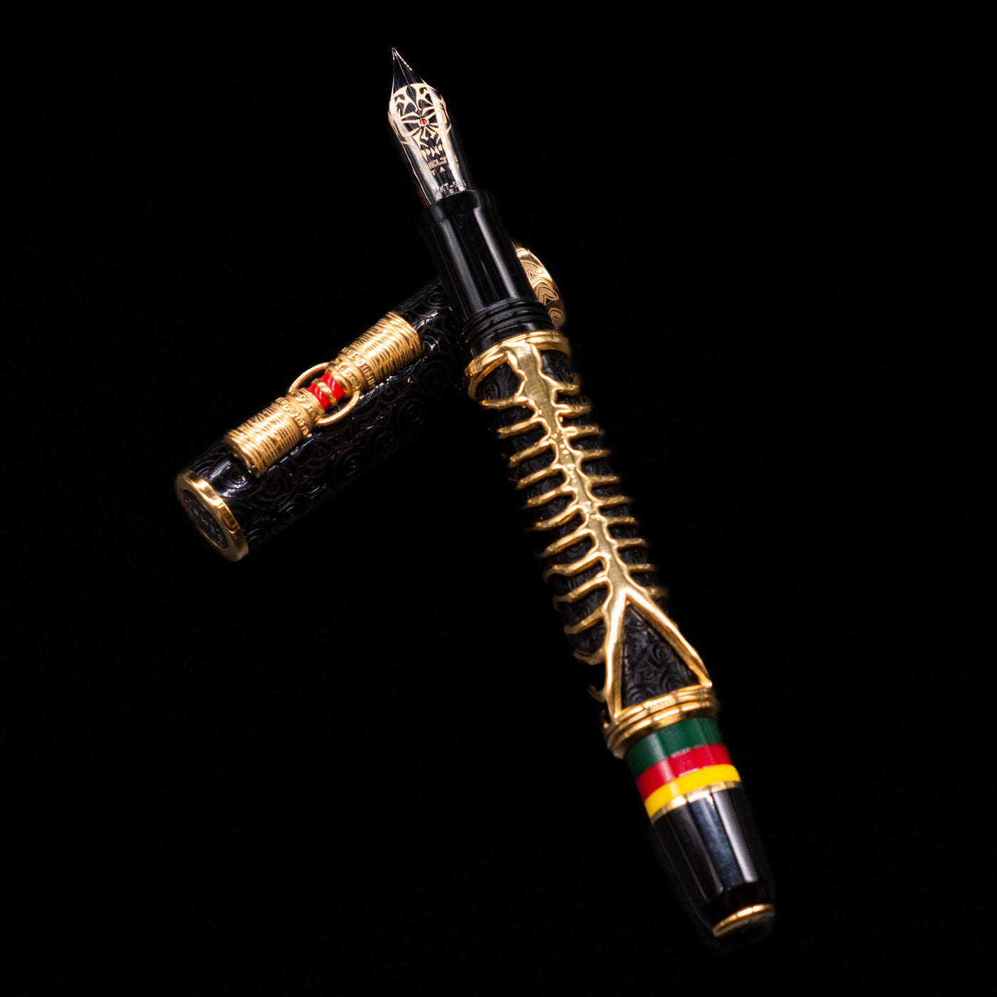 Delta Indigenous People Simbu Gold Vermeil Fountain Pen – Truphae