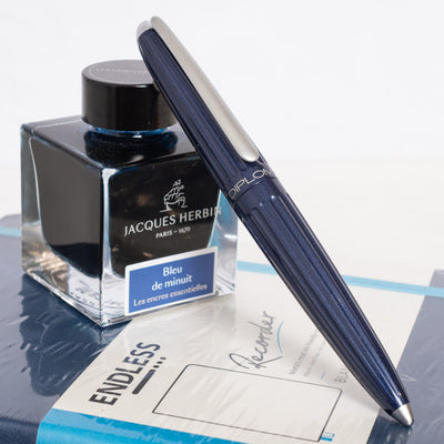 Diplomat Aero Midnight Blue Fountain Pen Capped