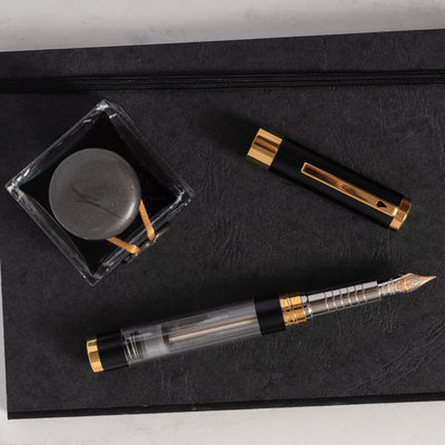 Diplomat Nexus Demo Black & Gold Fountain Pen - 14k Nib metal