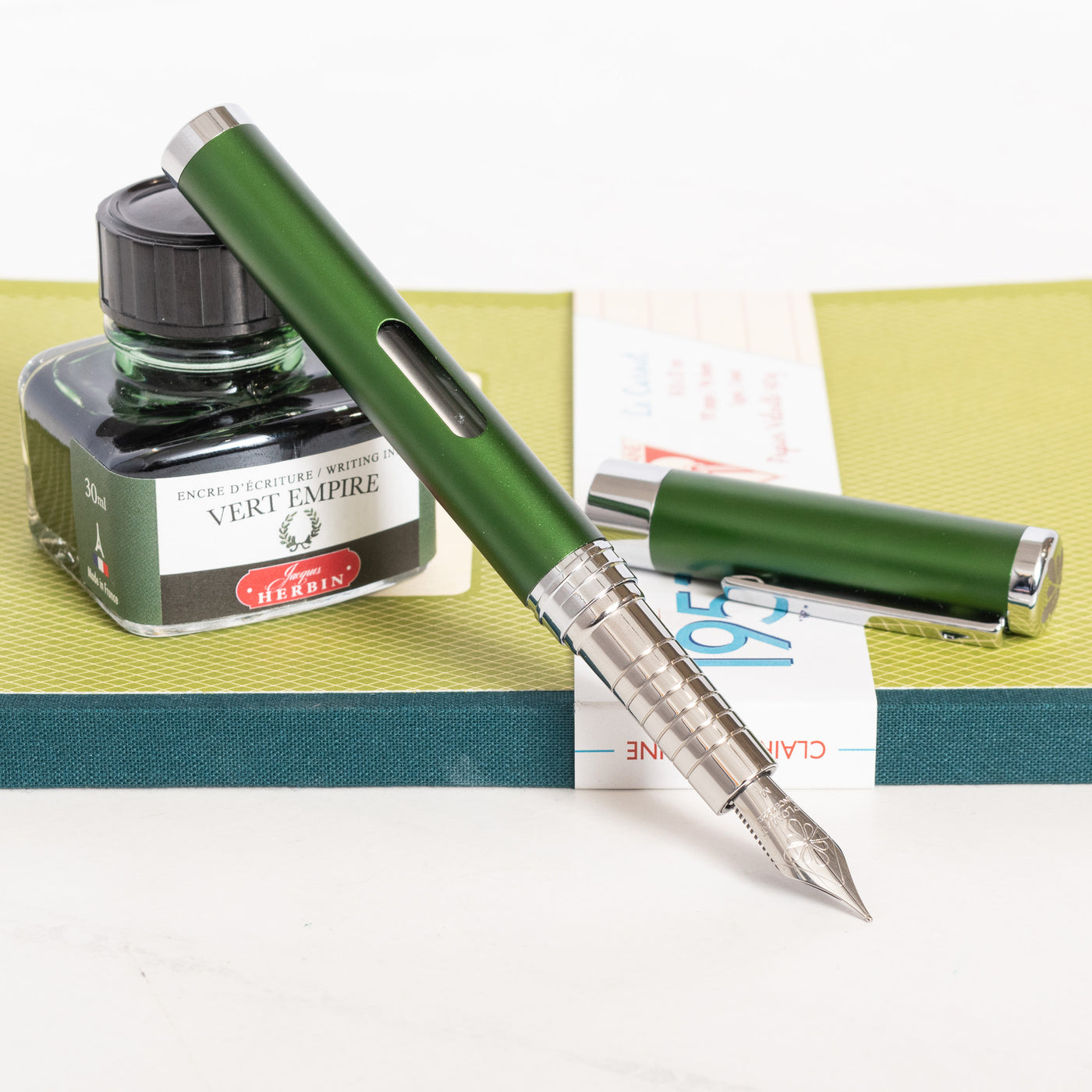 Diplomat Nexus Green Fountain Pen