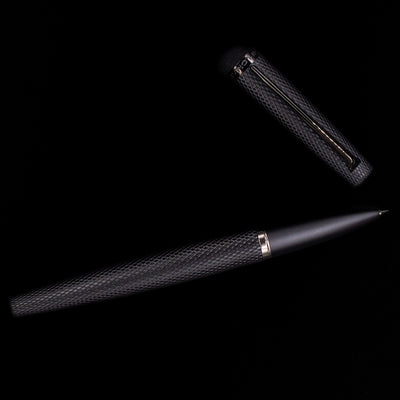 An overhead view of the Diplomat Viper Rollerball Pen - Black uncapped.