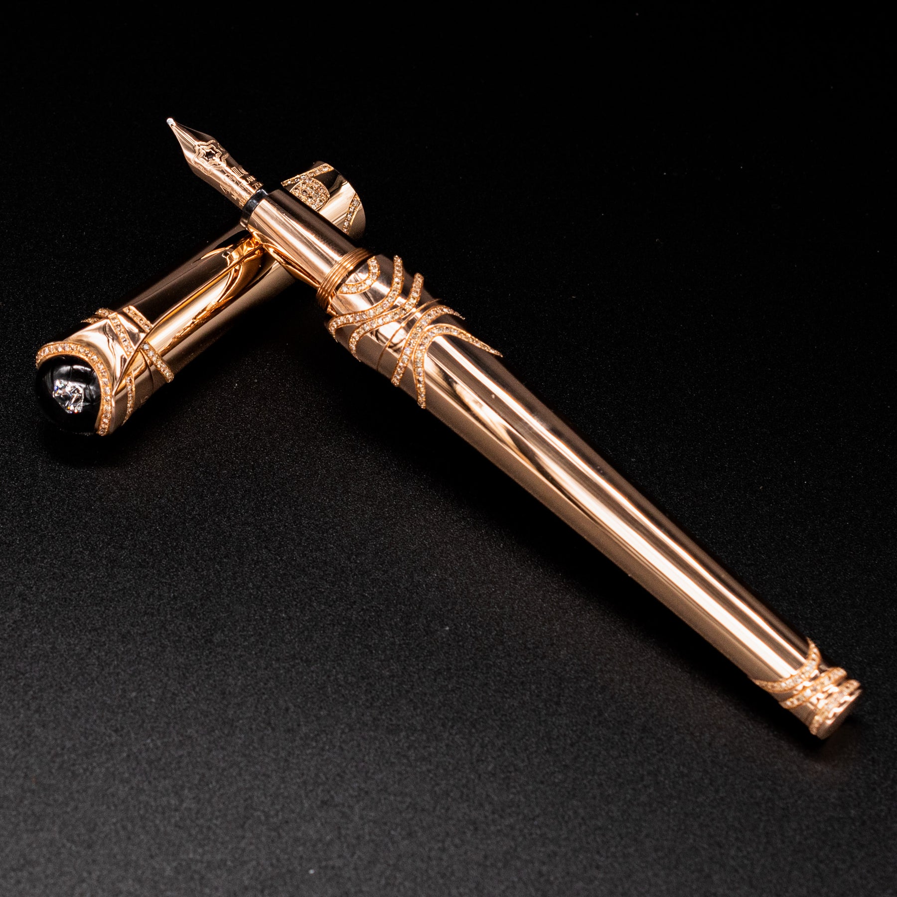 Montblanc Etoile Joailliere Cognac LE 15 18k Gold Fountain Pen Truphae montblanc-etoile-joailliere-cognac-le-15-18k-gold-fountain-pen-truphae