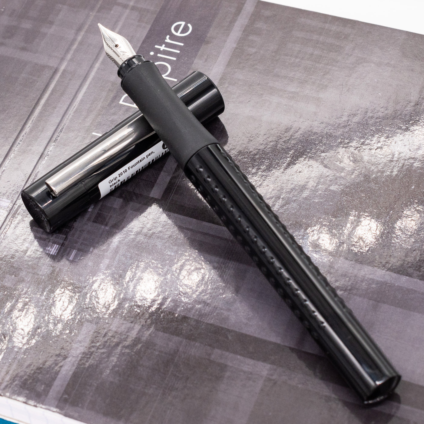 Faber-Castell Grip 2010 Fountain Pen - Black black shiny