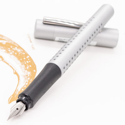 Faber-Castell Grip 2011 Fountain Pen - Silver uncapped