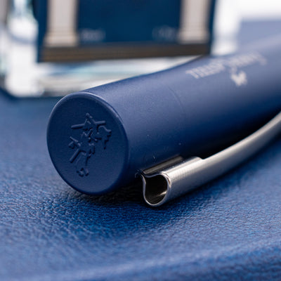 Faber-Castell Grip 2011 Fountain Pen - Classic Blue cap top