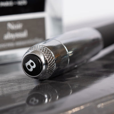 Graf von Faber-Castell Bentley Fountain Pen - Onyx Black