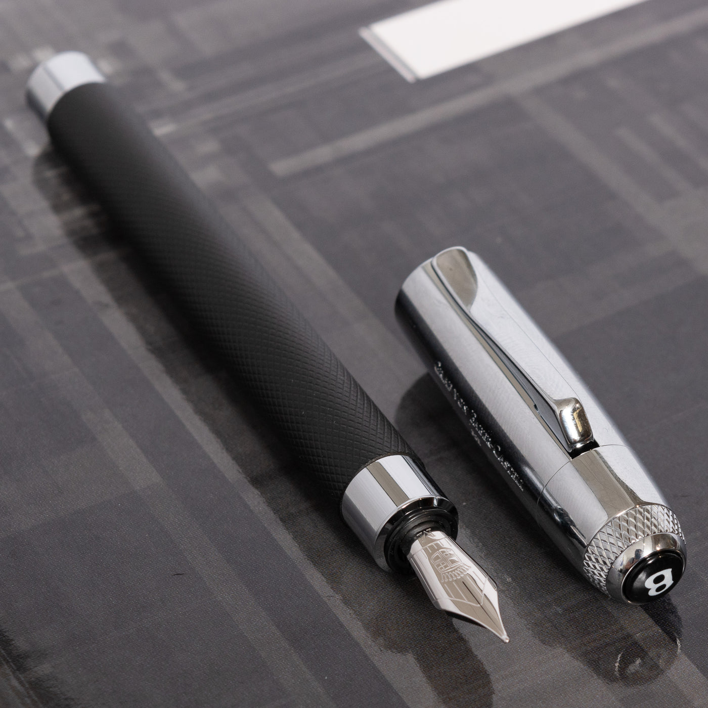 Graf von Faber-Castell Bentley Fountain Pen - Onyx Black