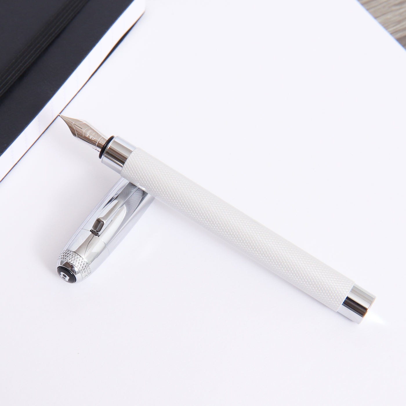 Graf von Faber-Castell Bentley White Satin Fountain Pen