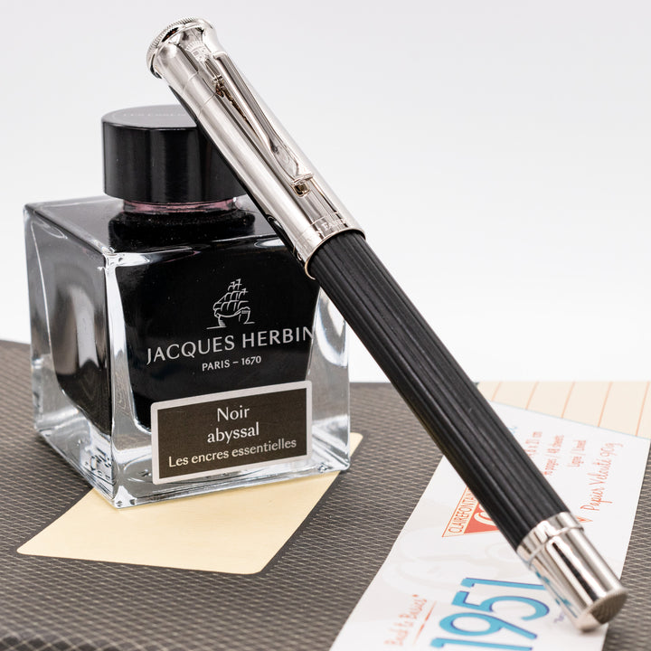 Graf von Faber-Castell Classic Fountain Pen - Ebony Wood