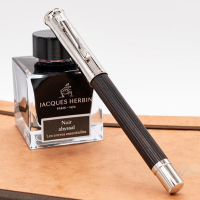 Graf von Faber-Castell Classic Fountain Pen - Grenadilla Wood capped
